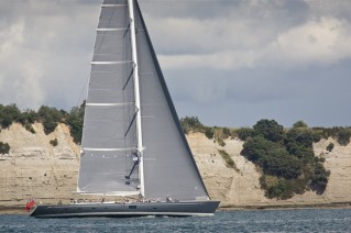 Silvertip superyacht - Photo by Dubois
